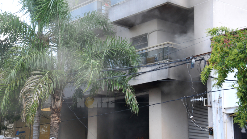 Desperfecto en un grupo electrógeno y transformadores generó un incendio