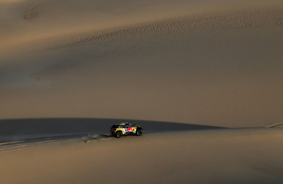 Loeb se despertó y Cavigliasso a paso firme en cuatriciclos