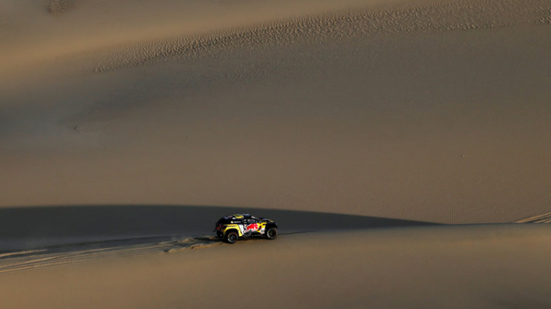 Loeb se despertó y Cavigliasso a paso firme en cuatriciclos