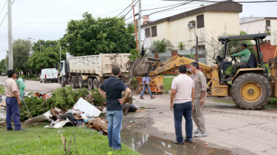 Amplio operativo municipal de limpieza integral en la ciudad para mitigar los efectos de las lluvias