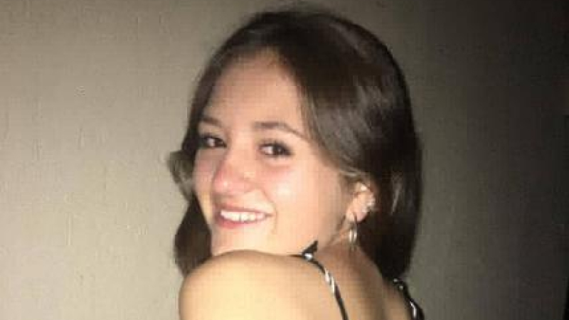 Una adolescente mostró como superó el cáncer con un #10YearChallenge que fue furor