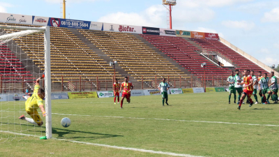 Sarmiento y Desamparados con el arco cerrado