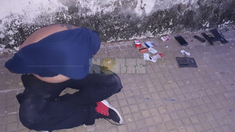 Un cabo de la Federal detenido por disparar a un vecino y a policías
