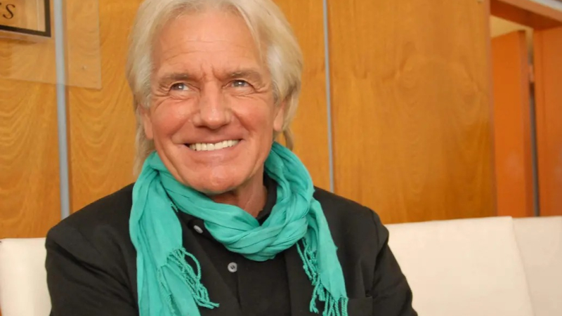 Sergio Denis "experimentó una mejoría, responde al tratamiento", según el último parte médico