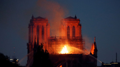 “París desfigurada”: incendio destruye Notre Dame