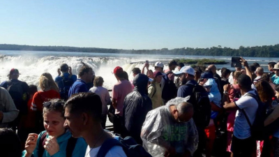 Cataratas: puesto ambulante vendía “alfajores” de marihuana