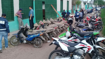 Corrientes: incautaron 96 motocicletas en un depósito clandestino