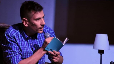 Juan Solá, exponente de la literatura alternativa y uno de los más esperados esta noche