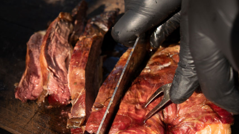 Hagamos un asado, tomemos fernet