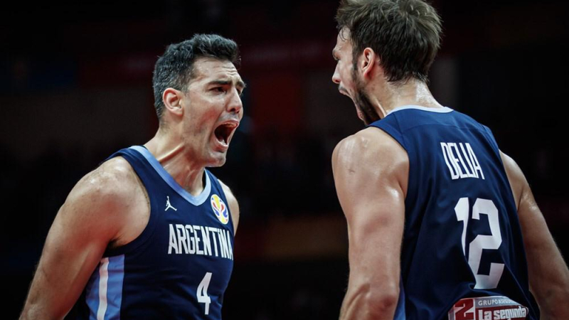 Argentina terminó primera en su grupo y el viernes va con Venezuela
