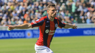 San Lorenzo por la manos de Navarro y el oportunismo de Pittón