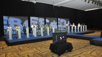 Hoy debaten candidatos a gobernador en el Centro de Convenciones Gala