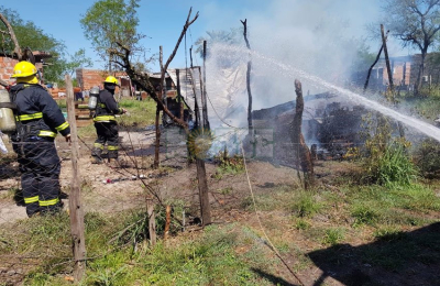 Las dejó encerradas con candado, la vivienda se incendió y murieron calcinadas