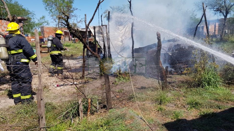 Las dejó encerradas con candado, la vivienda se incendió y murieron calcinadas