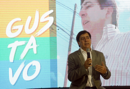 GUSTAVO MARTINEZ6.JPG