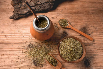 Yerba-mate-por-Modo-Maravilla-720x480.jpg