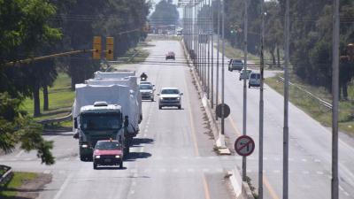 La desidia continúa en la Autovía de la ruta 16 en Sáenz Peña