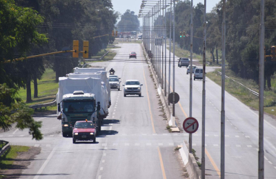 La desidia continúa en la Autovía de la ruta 16 en Sáenz Peña