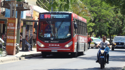 Con un nuevo aporte nacional, el servicio de colectivos urbanos está garantizado