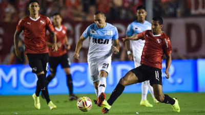 Racing busca una identidad e Independiente con renovado ánimo