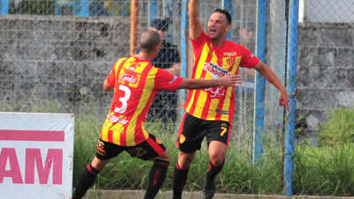 Sarmiento fue oportuno y se trajo la punta