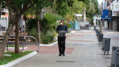 Para comprobar si hay circulación viral testean a asintomáticos al azar