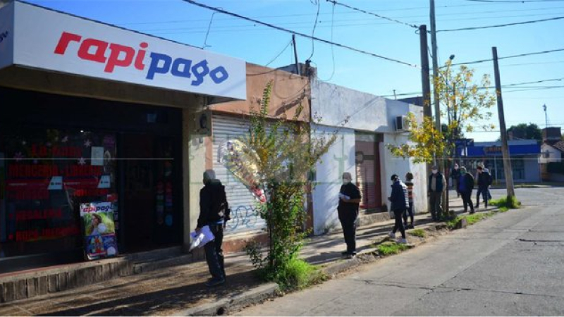 Este lunes reabren los centros de pago con cronograma por número de DNI