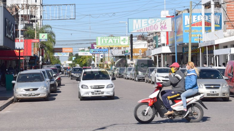 Lunes movido y concentración de personas en Sáenz Peña