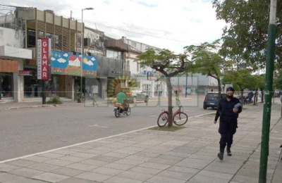 Sáenz Peña vuelve a aislarse con poca gente circulando por sus calles