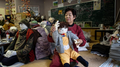 “Pensé que con niños sería más alegre, así que yo los hice”