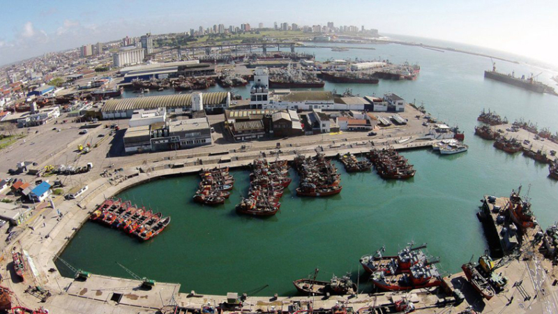 Hallaron el cuerpo de un hombre flotando en el puerto de Mar del Plata
