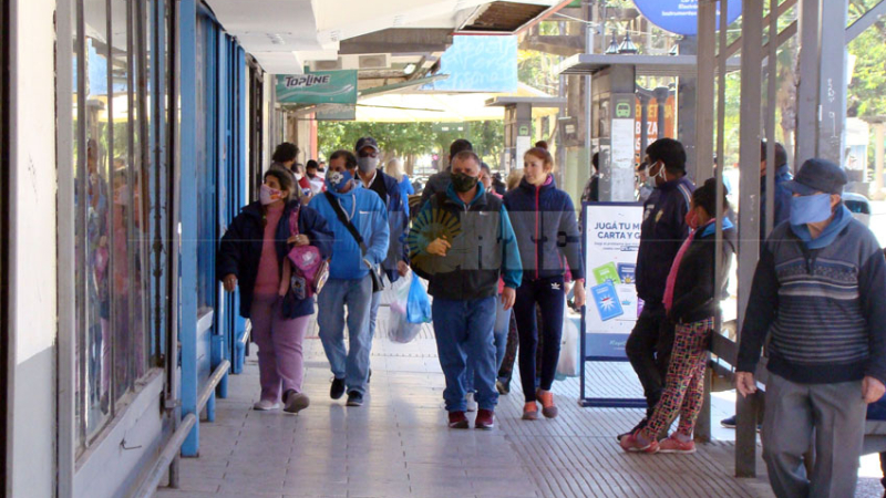 Dos personas murieron y se reportaron 89 nuevos contagios en el Chaco