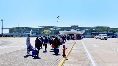 En tres meses de vuelos "especiales-regulares" de Aerolíneas Argentinas en Chaco no hubo contagios a bordo