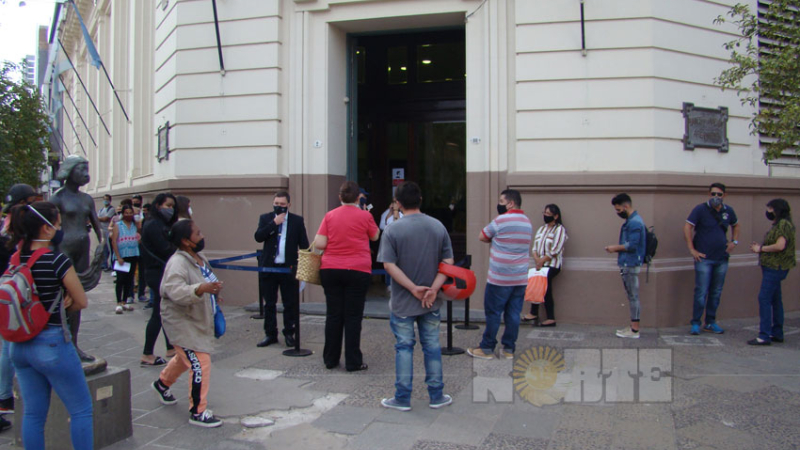 Comienza el pago de asignaciones y se aguardan definiciones sobre el IFE