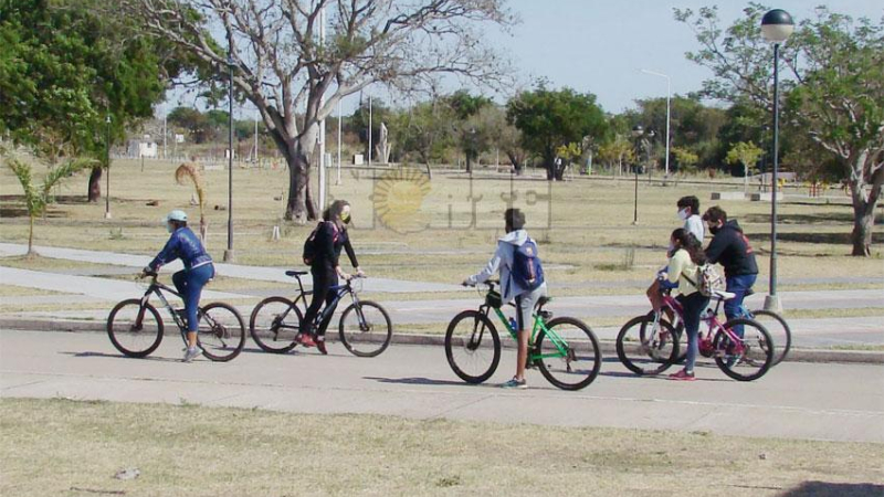 El calor, lejos de ser un aliado, podría agravar los contagios de Covid-19