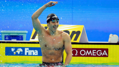 La gran estrella de la natación de Japón fue suspendido por infiel