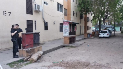 Rosario: un adolescente fue acribillado de 30 balazos