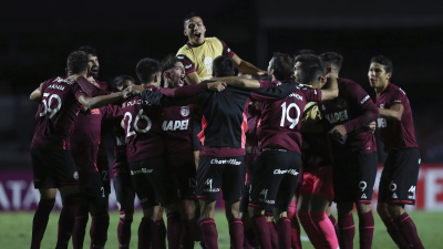 Lanús: de la decepción a la hazaña