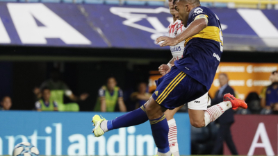 Boca gana con un doblete de Wanchope