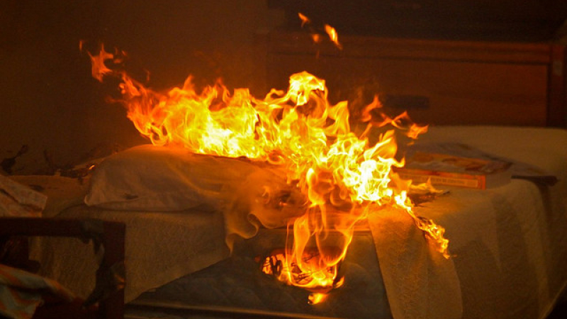 Roció y quemó a su padrastro: “Si denunciás, prendo fuego a tu familia”