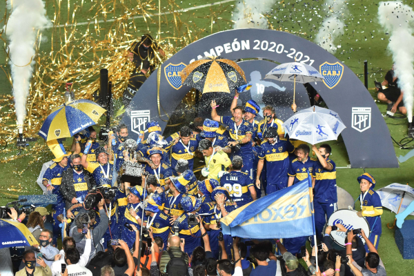 Boca llegó a los 70 títulos en su historia