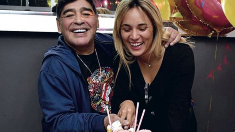 Diego Maradona le donó en vida 500 mil dólares a Rocío Oliva