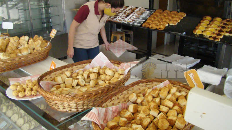 El aumento que faltaba: el kilo de pan se vende entre 110 y 150 pesos en la provincia