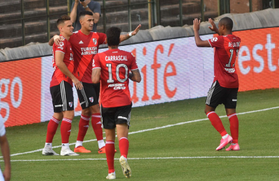 River debió exigirse al máximo para festejar contra Platense