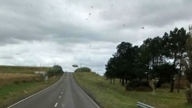 Córdoba: un hombre avistó Ovnis en la ruta y los fotografió