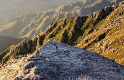 Travesías cordobesas para disfrutar el otoño desde lo alto