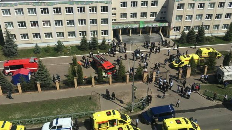 Al menos 11 muertos en un tiroteo en una escuela de Rusia
