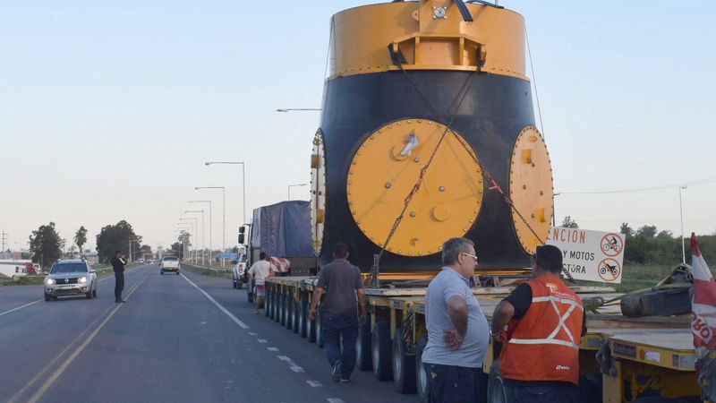 La represa de Yacyretá realiza la modernización de una cuarta turbina