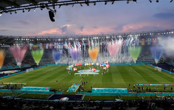 La fiesta de inauguración de la Euro en el Estadio Olímpico de Roma (Reuters).