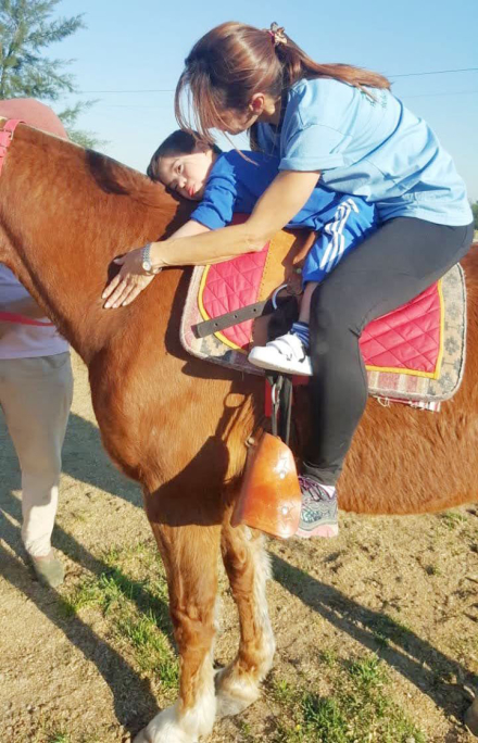 equinoterapia7.jpg
